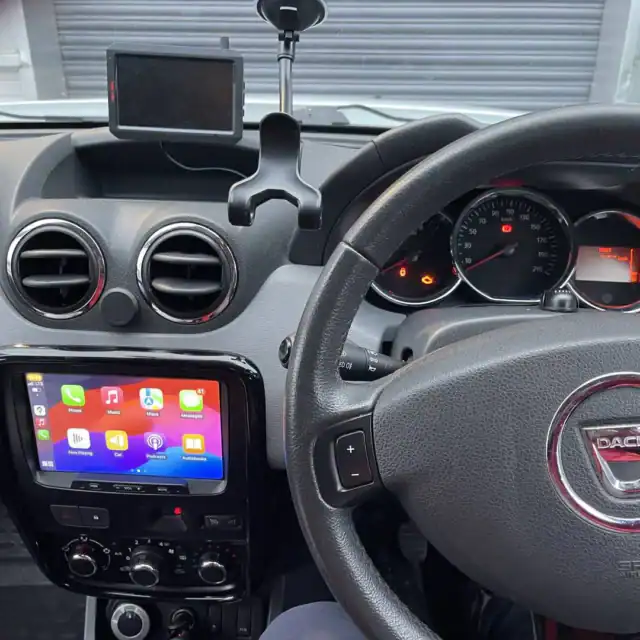 PREMIUM CARPLAY DACIA DUSTER ANDROID AUTO RADIO