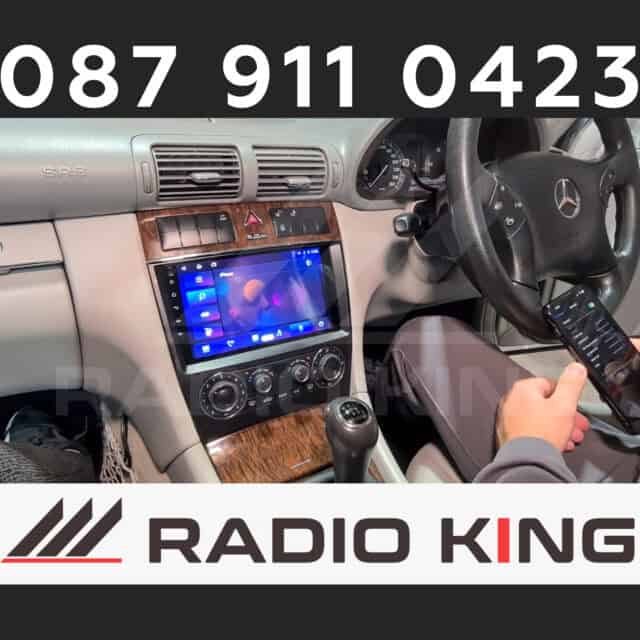 Radio king Ireland Android car radio with CarPlay system installed in a vehicle interior.