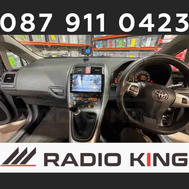 087 911 0423 Car dashboard with Android Car Radio and CarPlay system in a Toyota vehicle.