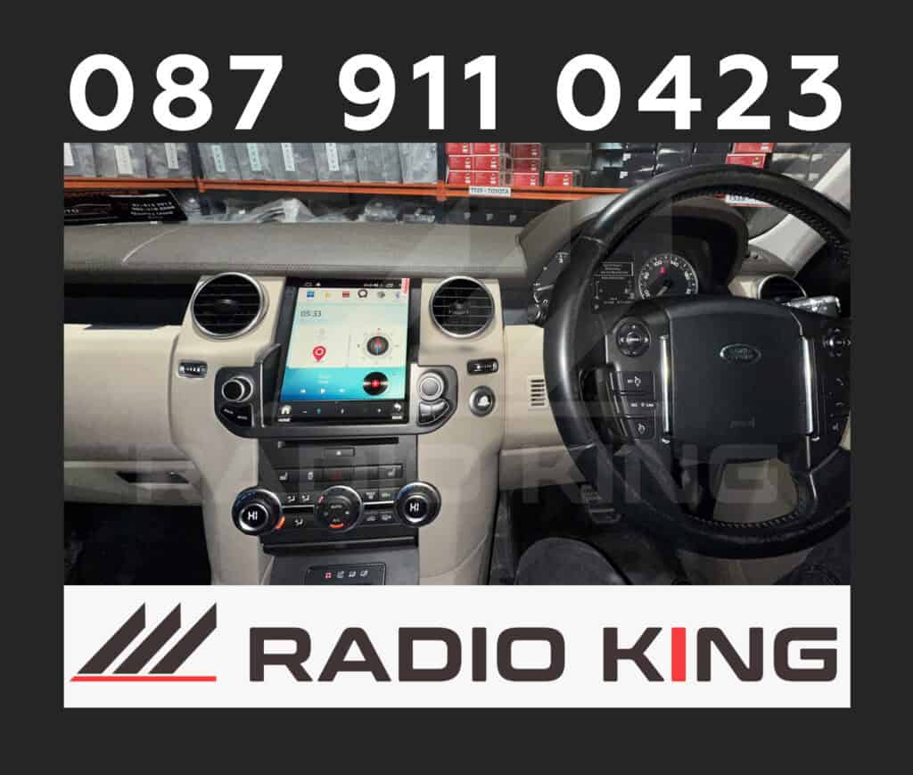 087 911 0423 - Car dashboard with Android Car Radio and CarPlay system.