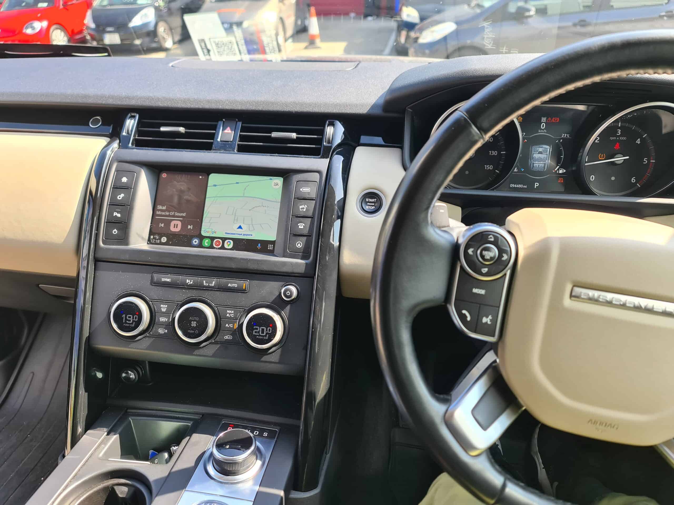 Radio King Ireland - Android Car Radios with CarPlay System installed in luxury vehicle dashboard.