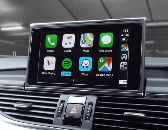 Android car radio system with CarPlay displayed in vehicle dashboard.
